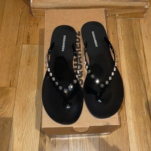 Dsquared2 flip flops